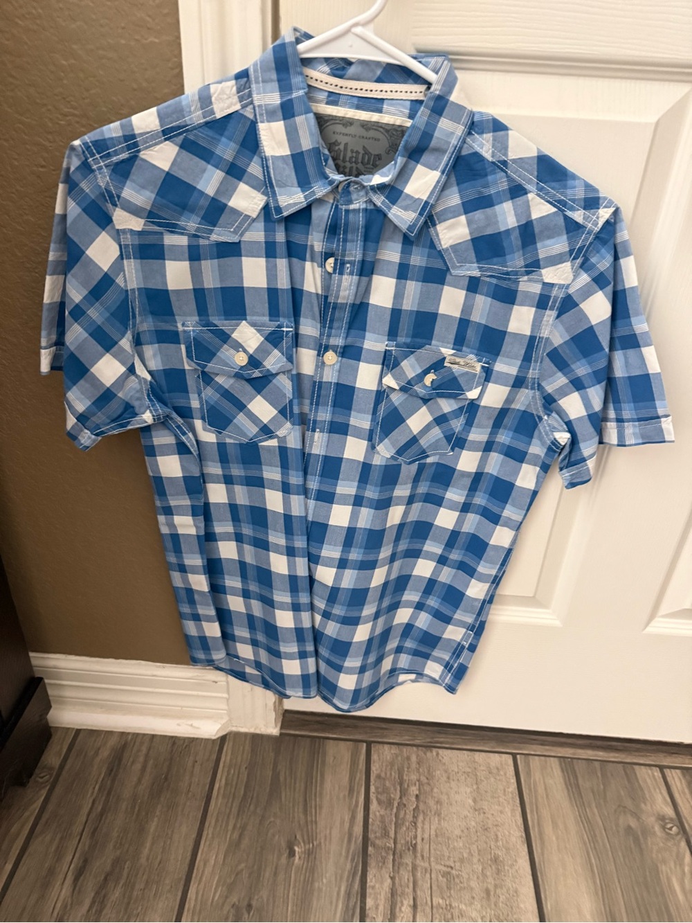 Classic Blue Plaid Short-Sleeve Button-Up Shirt - Men's